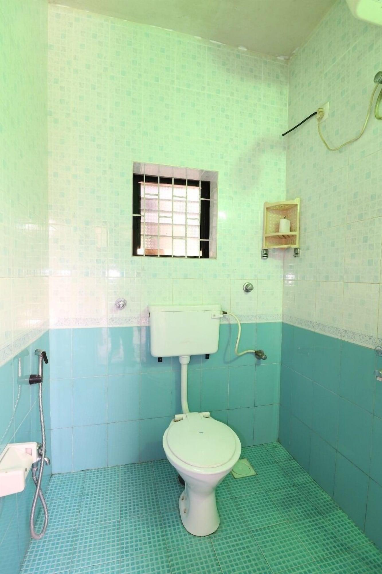 Mama Mids Home Morjim Buitenkant foto