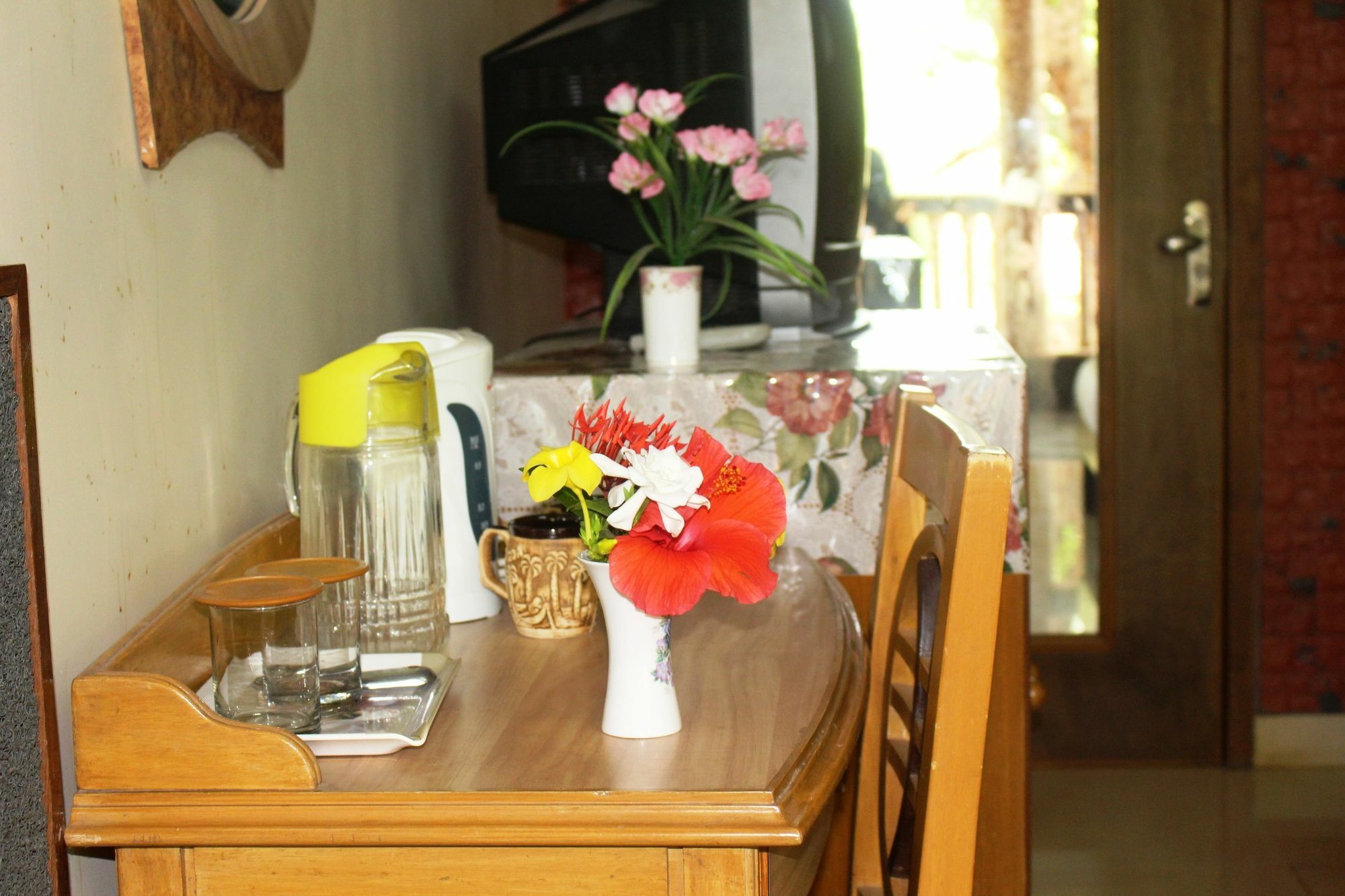 Mama Mids Home Morjim Buitenkant foto